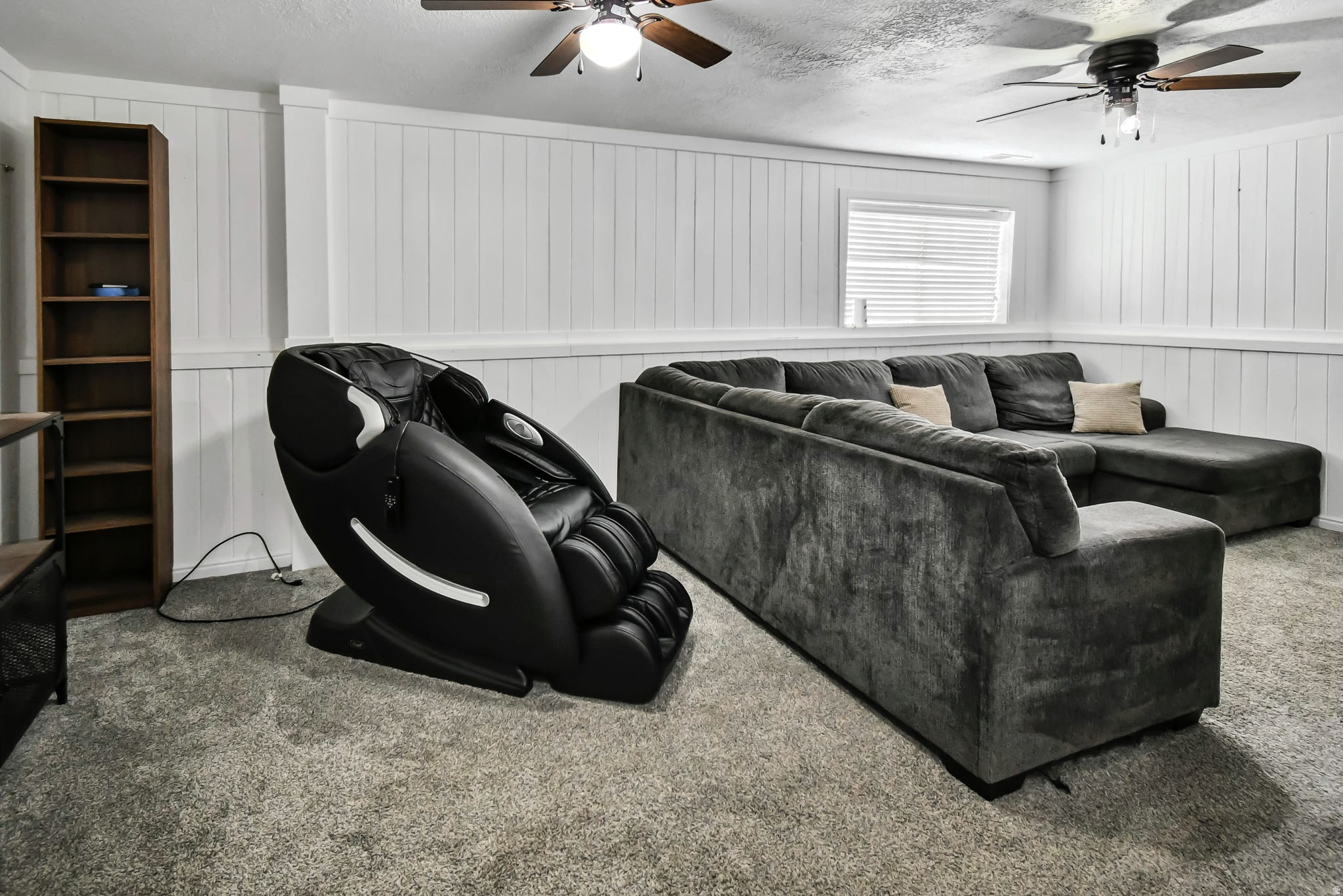 PINE HOLLOW ESTATES - Residential