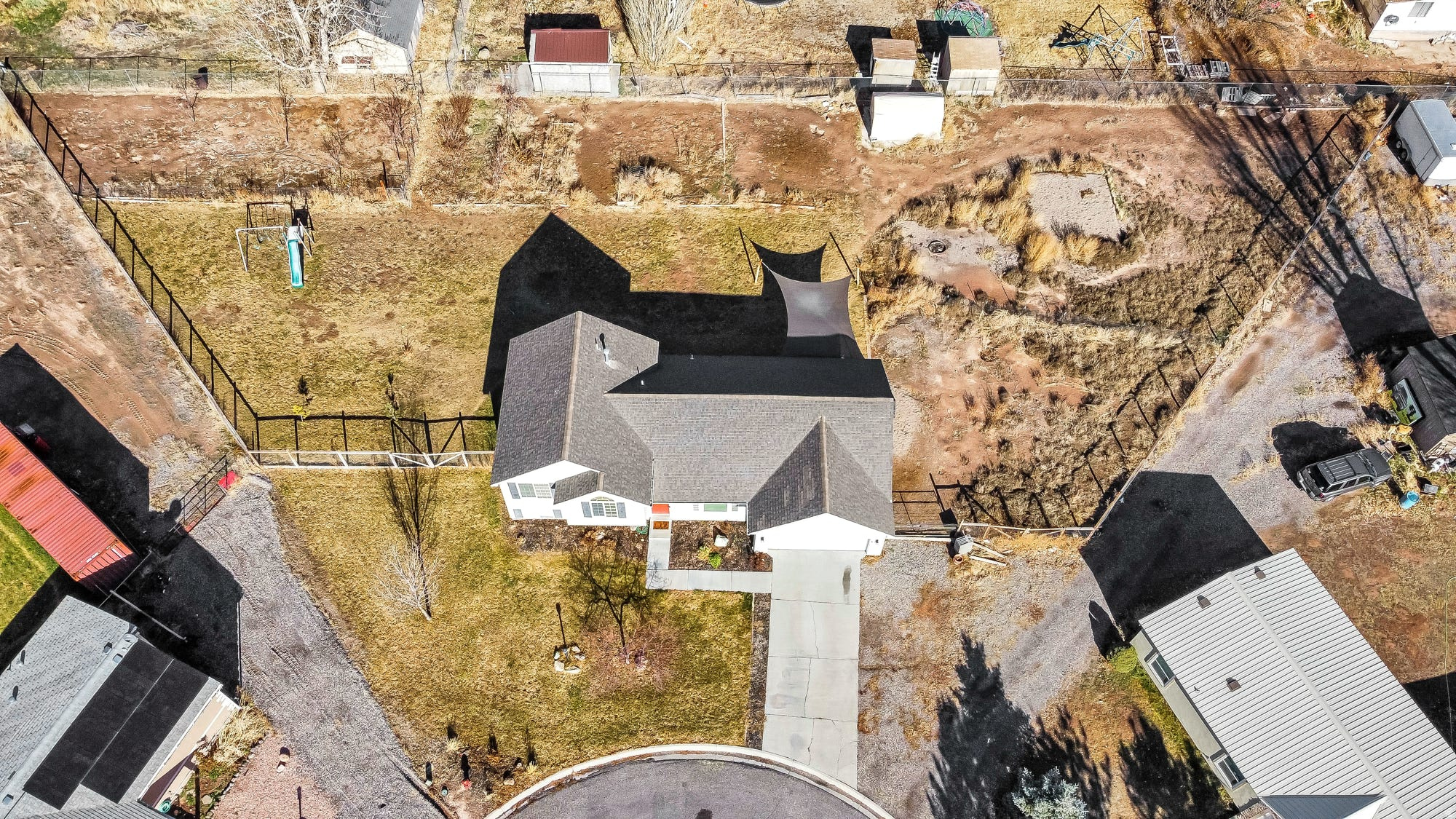 PINE HOLLOW ESTATES - Residential