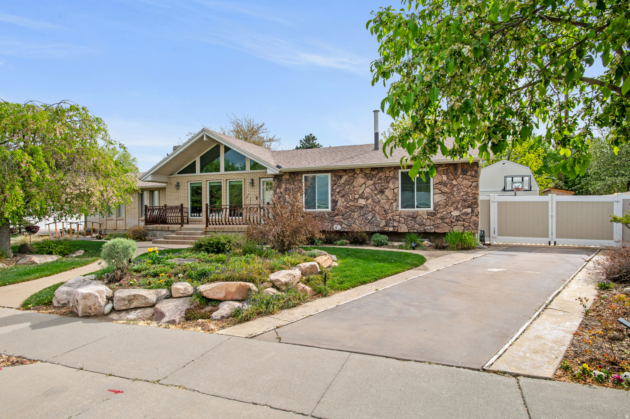 VALLEY VIEW #2 - Residential