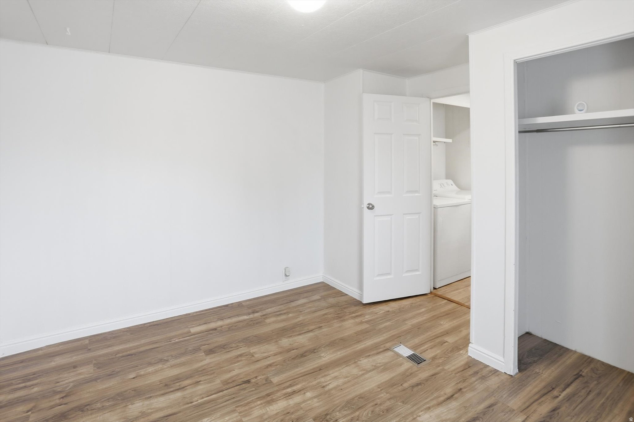 SUNDOWN MANUFACTURED HOME COMMUNITY - Residential