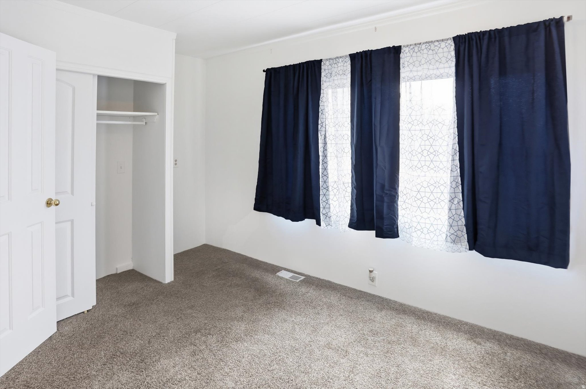 SUNDOWN MANUFACTURED HOME COMMUNITY - Residential