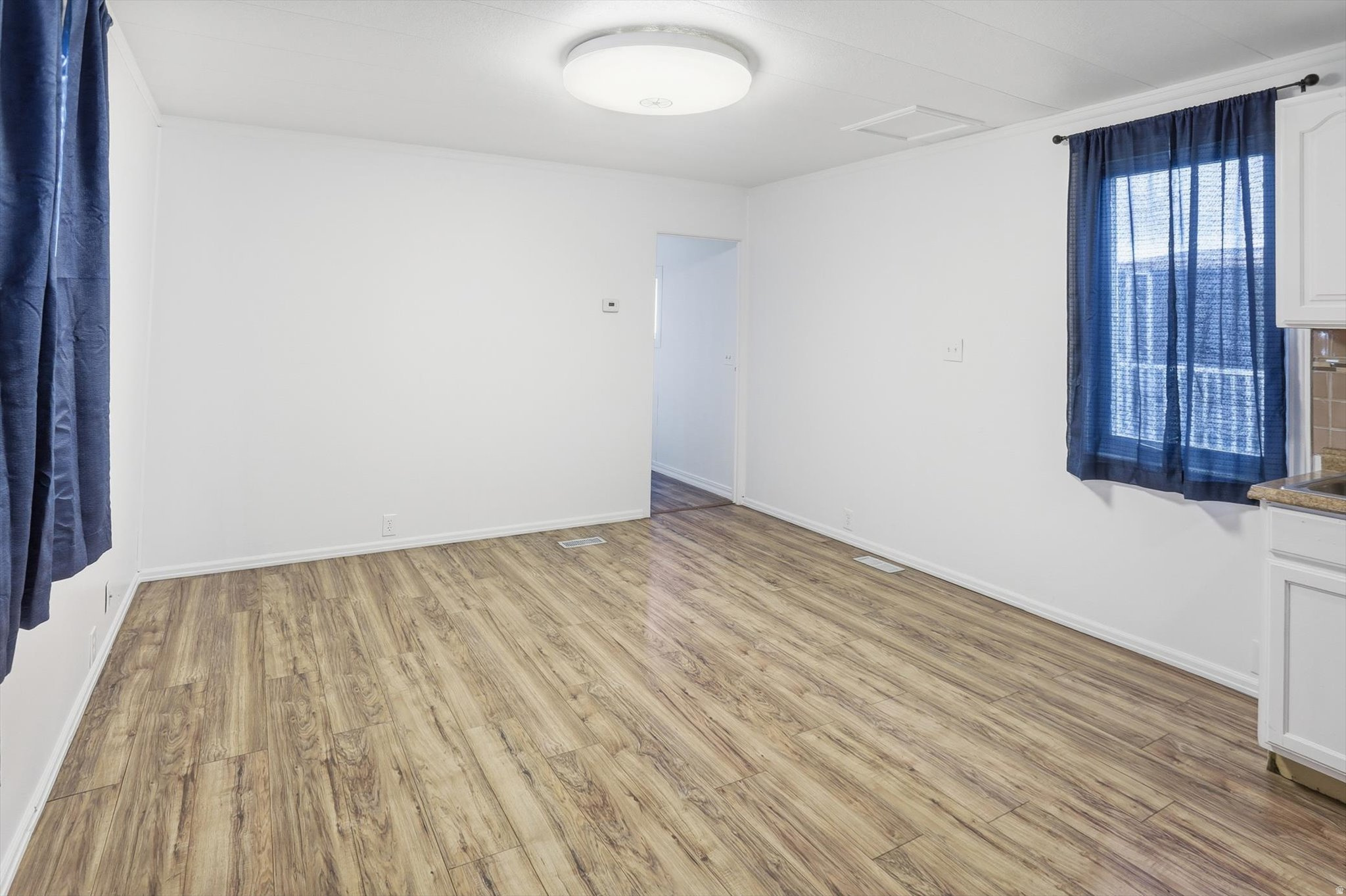 SUNDOWN MANUFACTURED HOME COMMUNITY - Residential