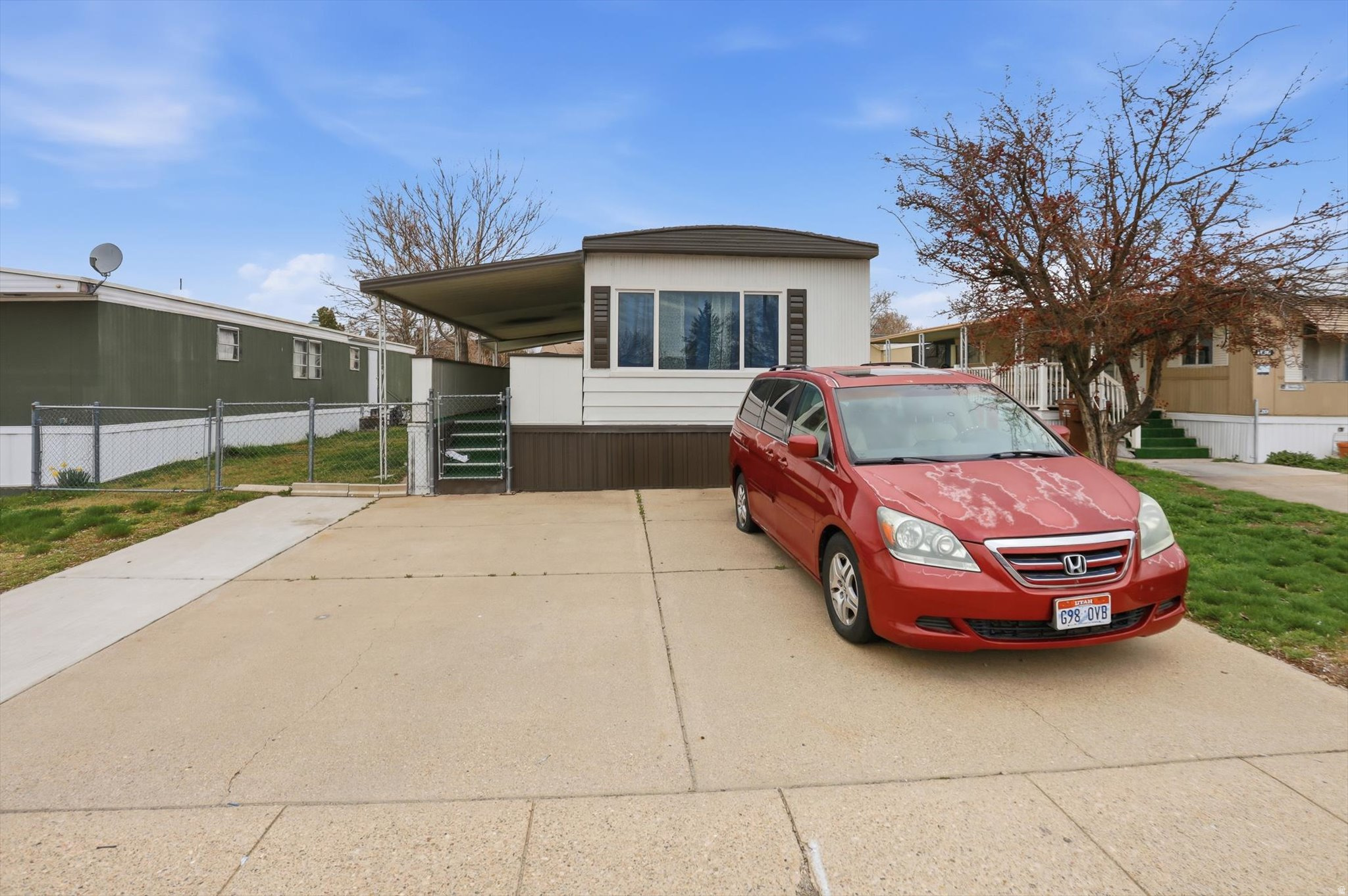 SUNDOWN MANUFACTURED HOME COMMUNITY - Residential