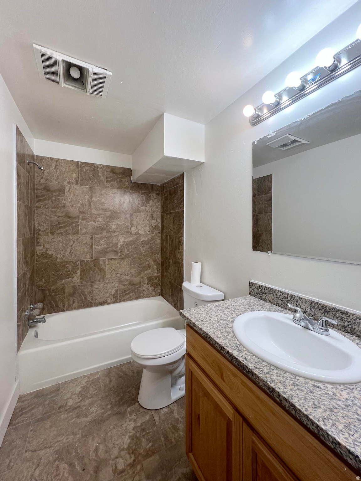 COUNTRY CREEK - Residential