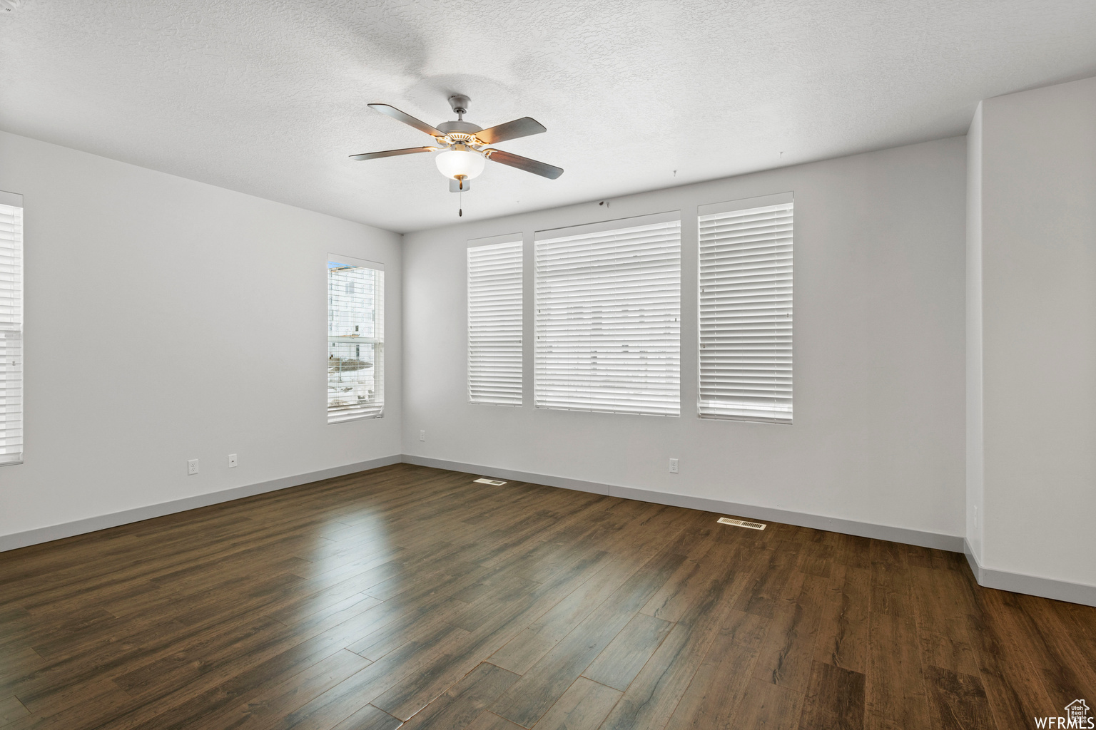 CREEKSIDE - Residential