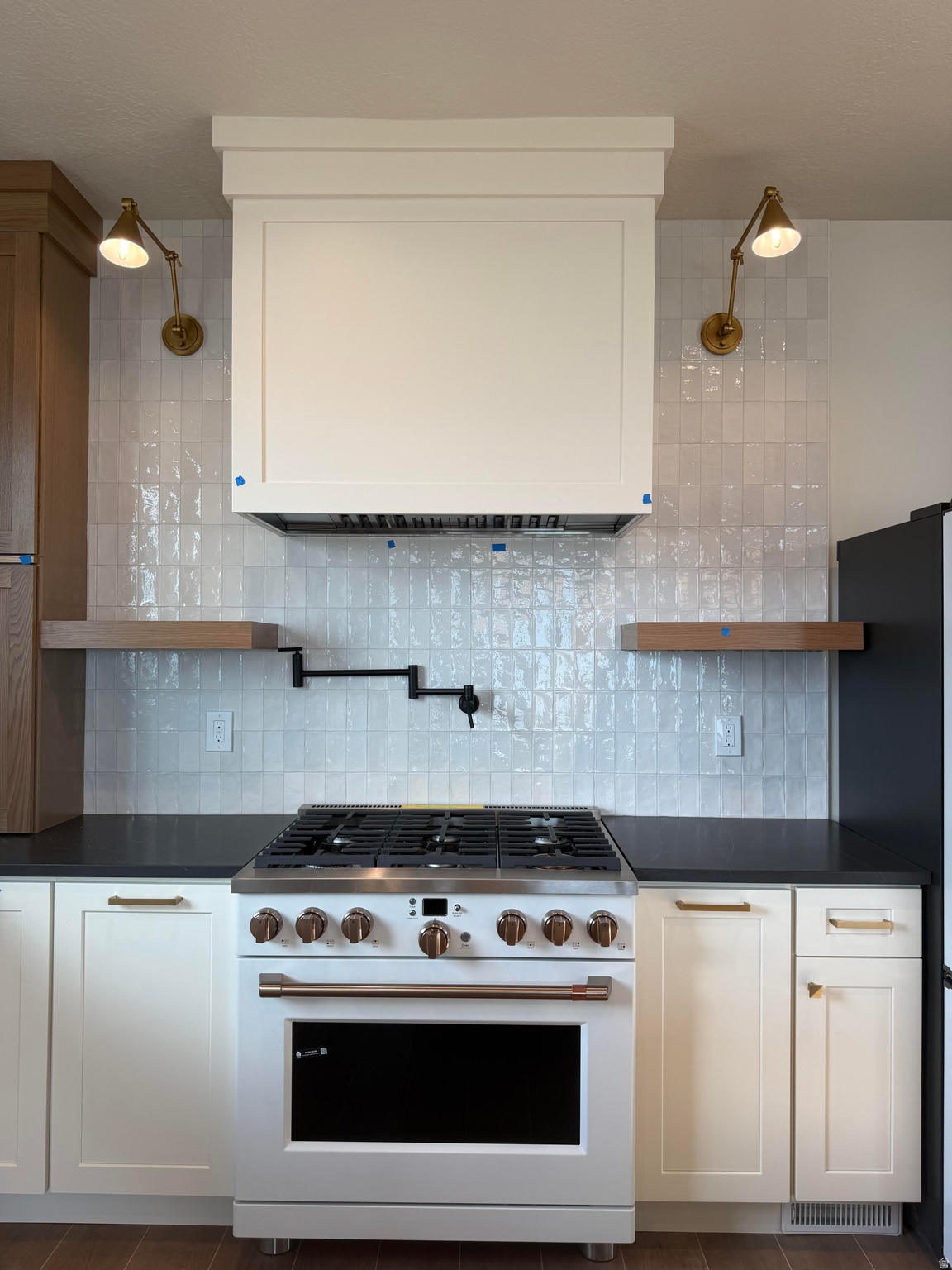 GUNTHER ESTATES - Residential