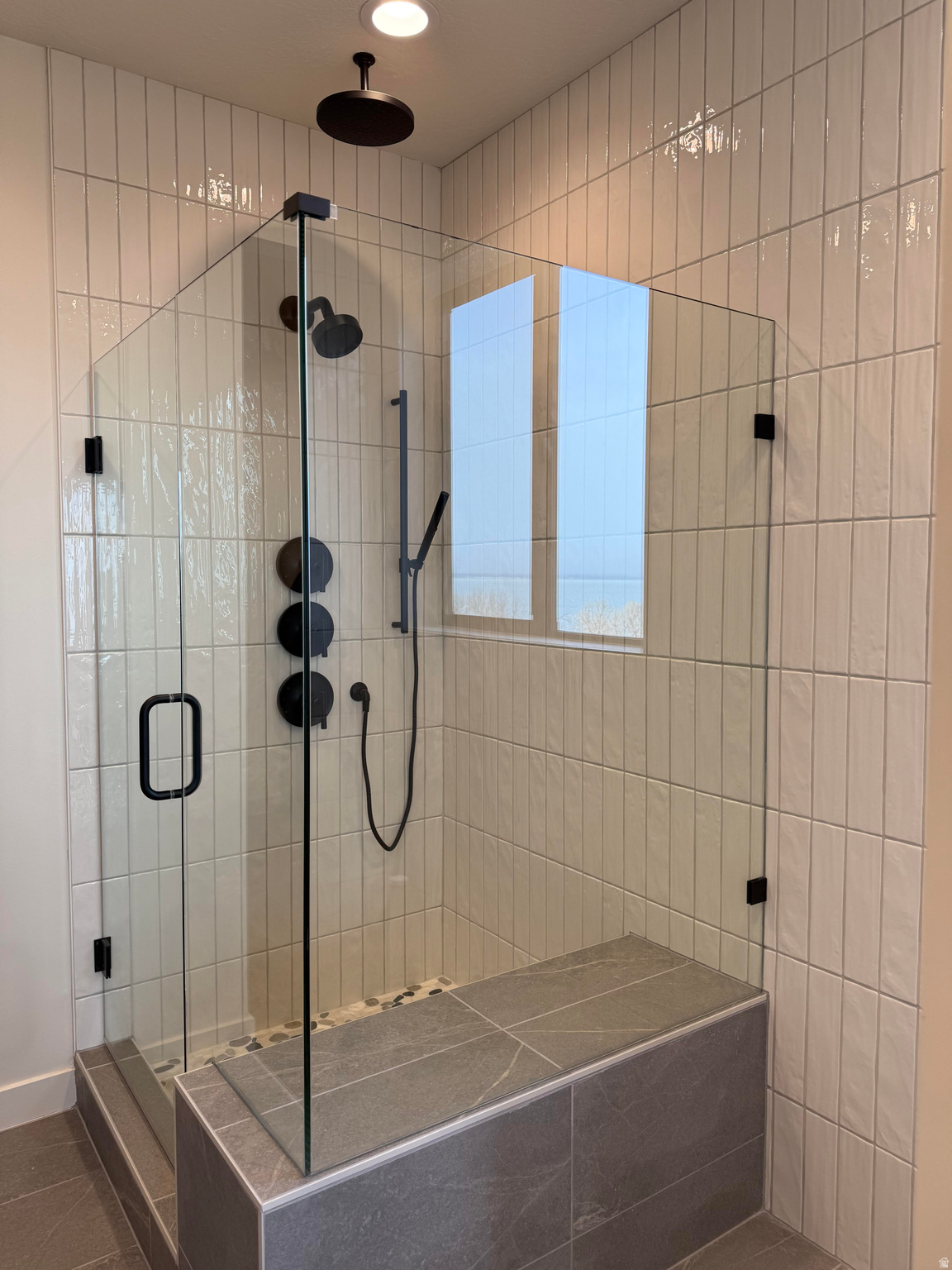 GUNTHER ESTATES - Residential