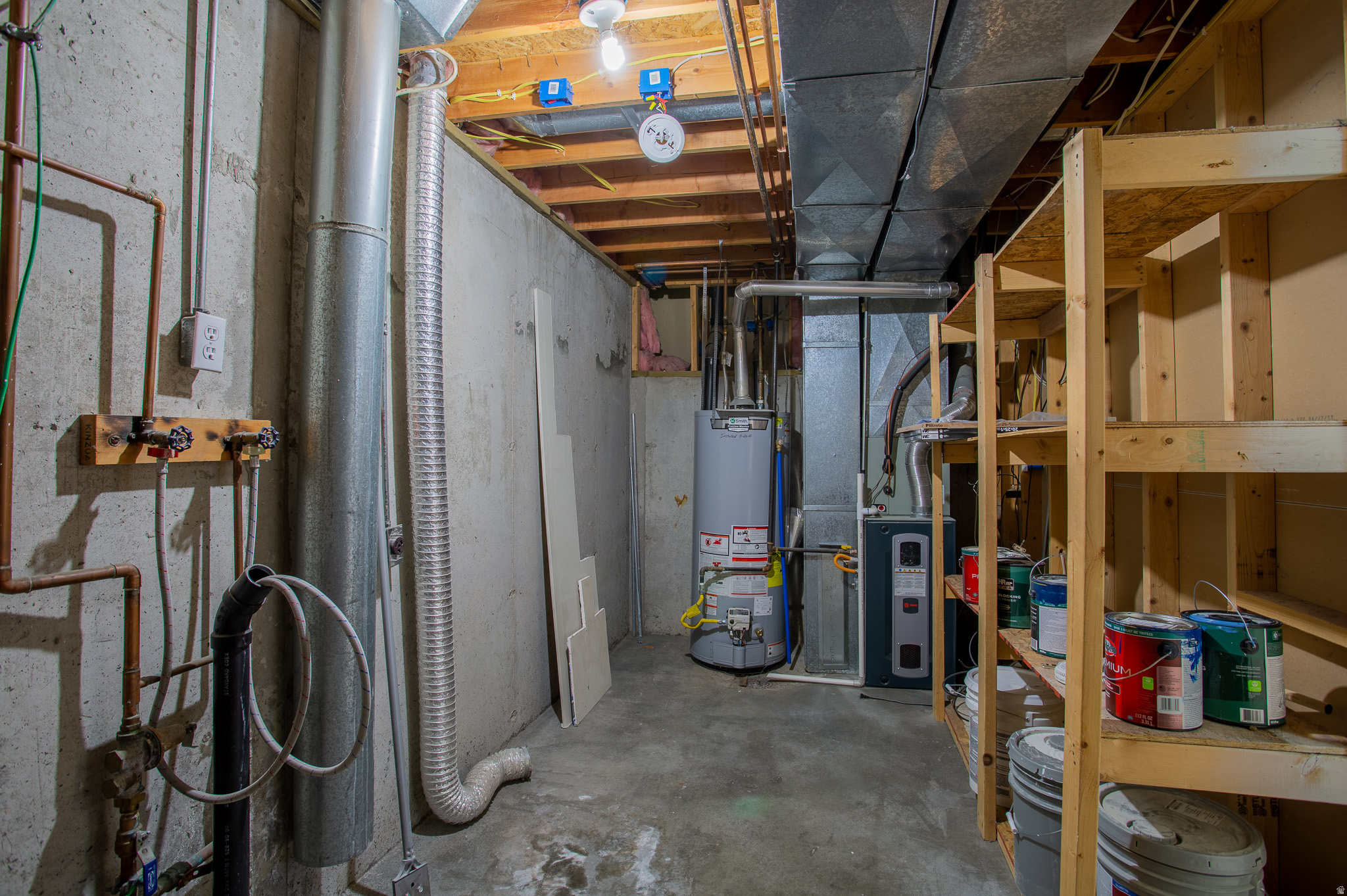 CAPE COD ESTATES - Residential