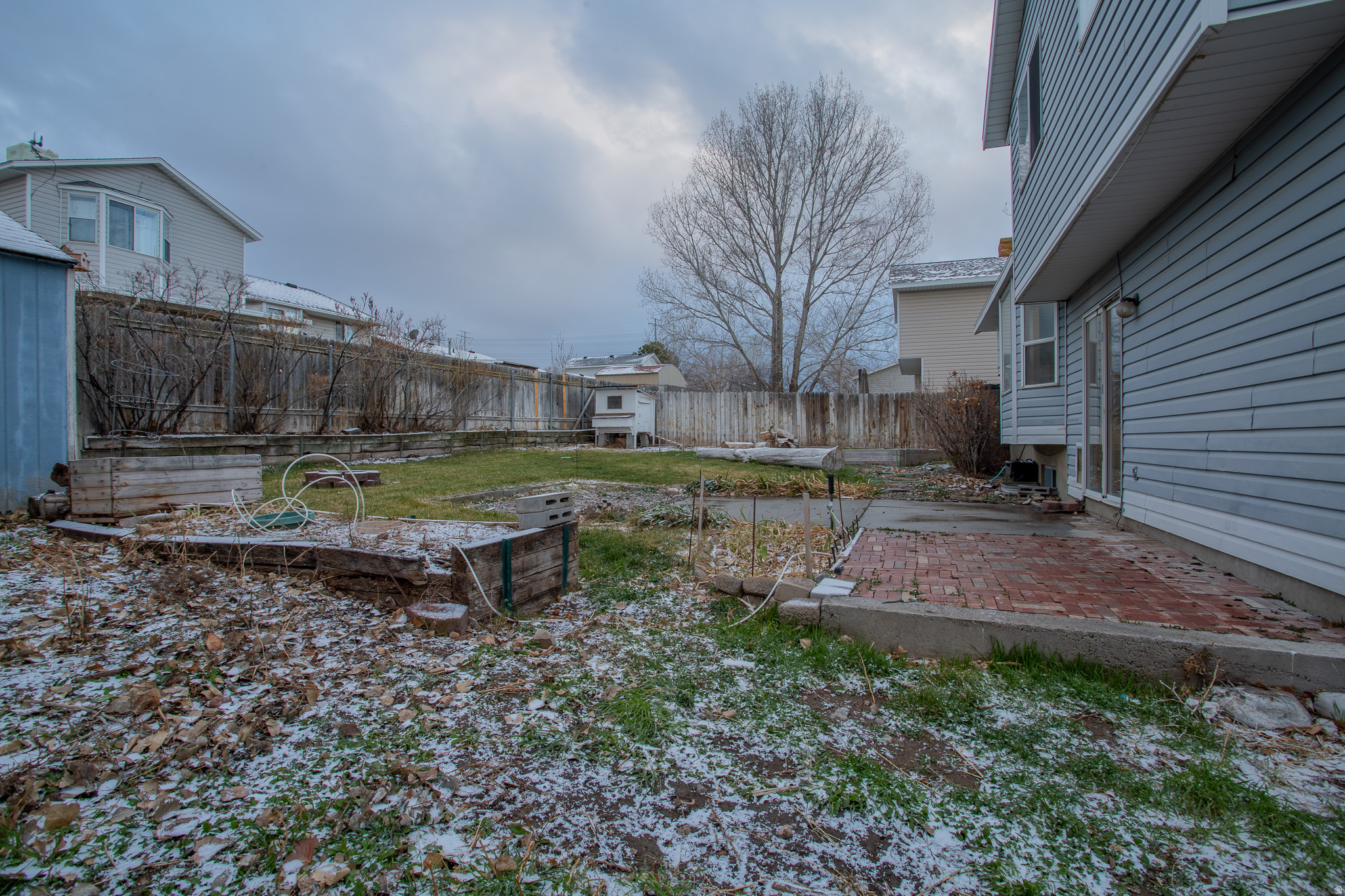 CAPE COD ESTATES - Residential