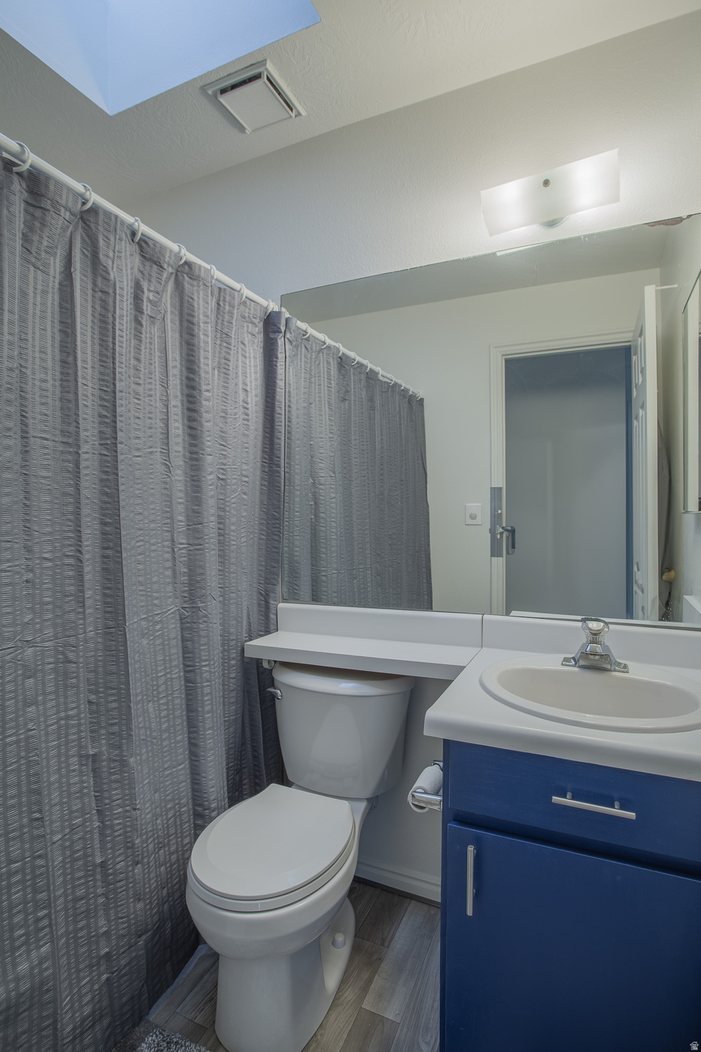 CAPE COD ESTATES - Residential