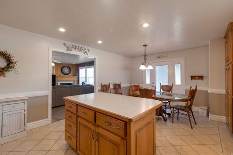Tiny photo for 636 S 1850 E, Spanish Fork, UT 84660 (MLS # 2120948)