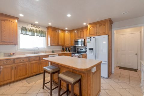 Tiny photo for 636 S 1850 E, Spanish Fork, UT 84660 (MLS # 2120948)