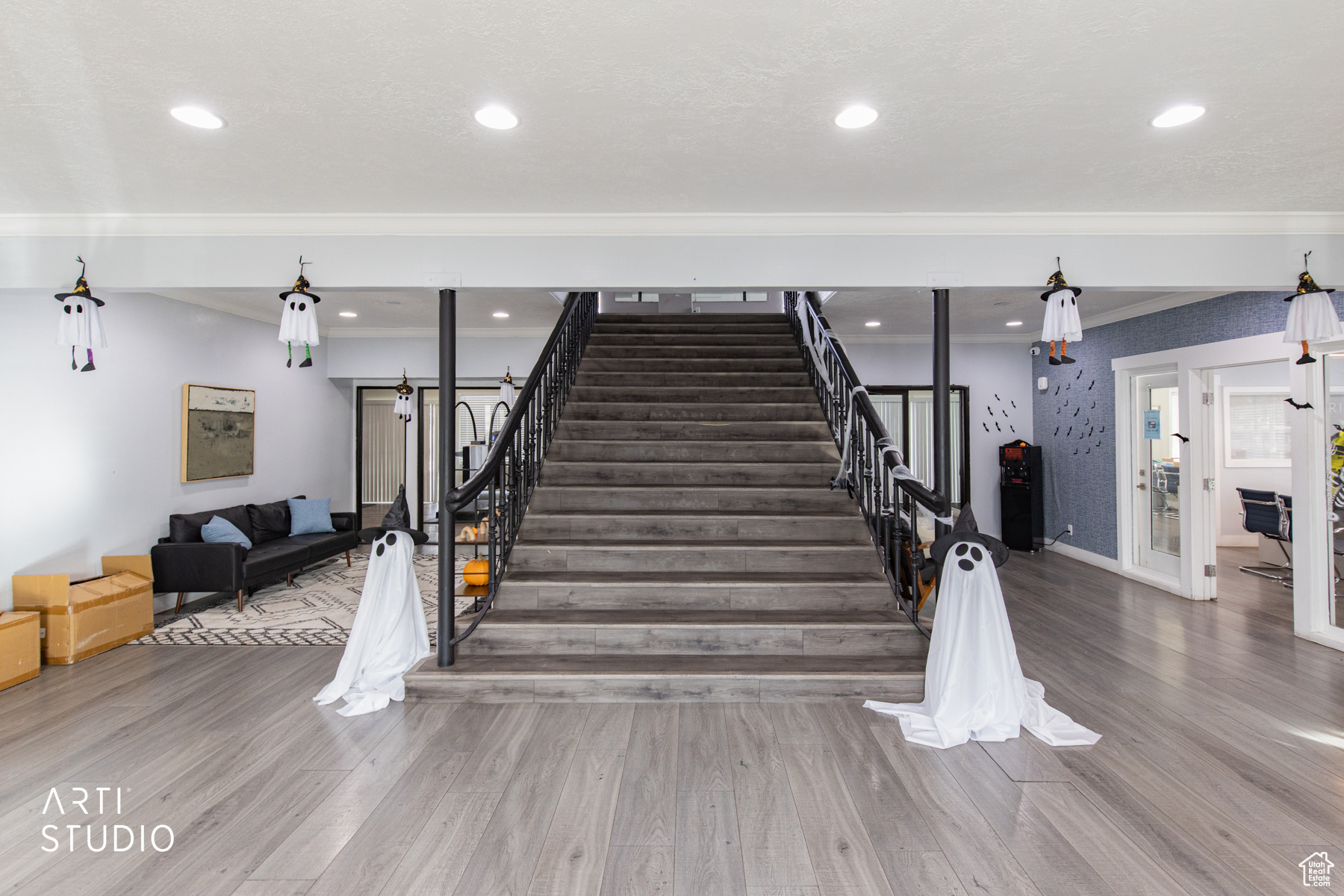 CEDAR POINTE - Residential