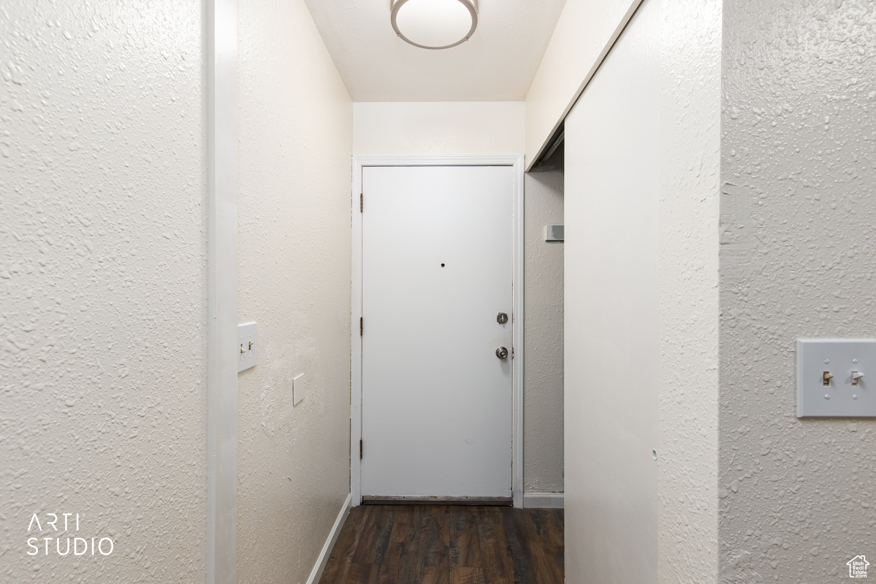 CEDAR POINTE - Residential