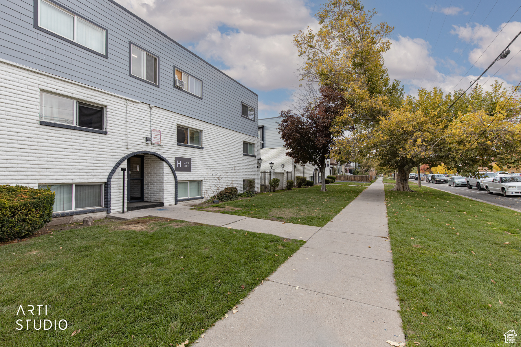 CEDAR POINTE - Residential