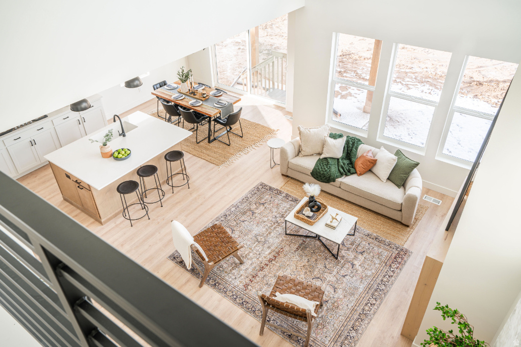 CANYON POINT - Residential