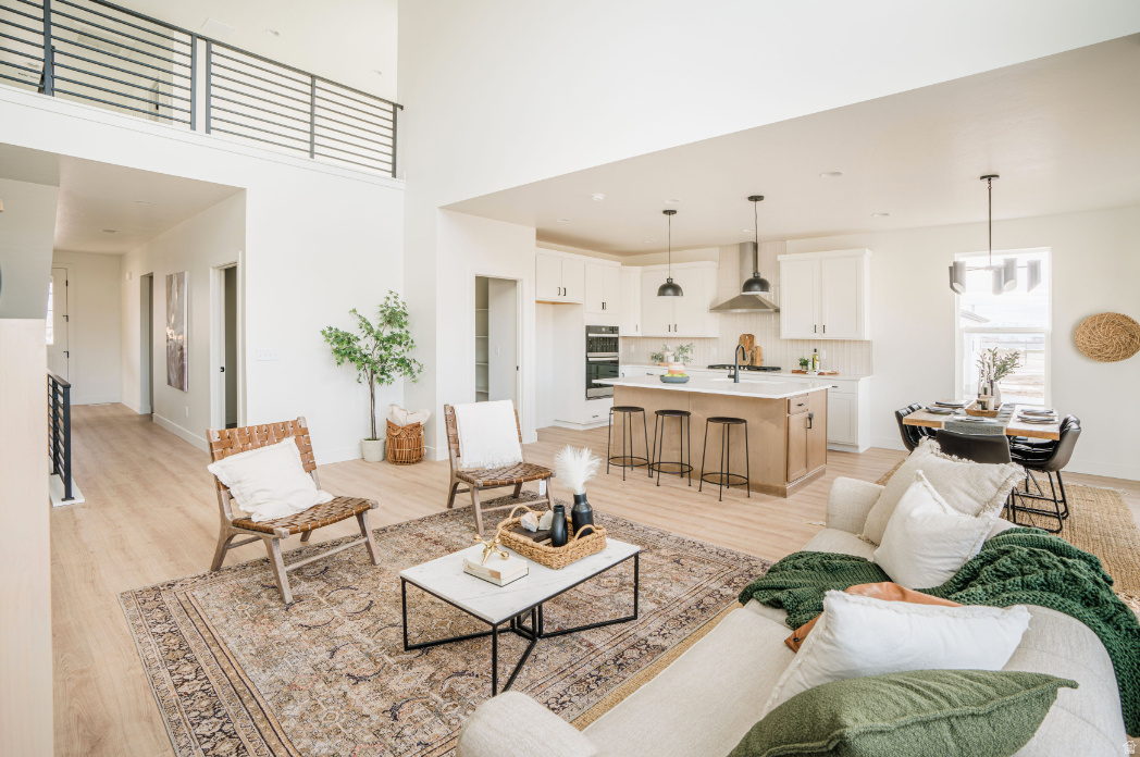 CANYON POINT - Residential