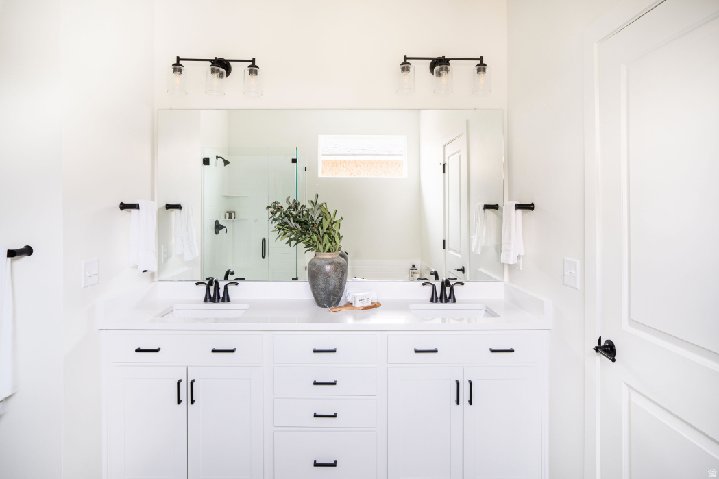 CANYON POINT - Residential