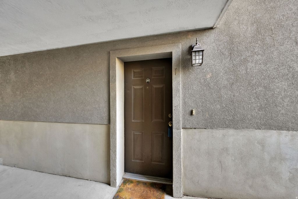 Photo of 315 W 700 N #1, Salt Lake City, UT 84103 (MLS # 2142851)