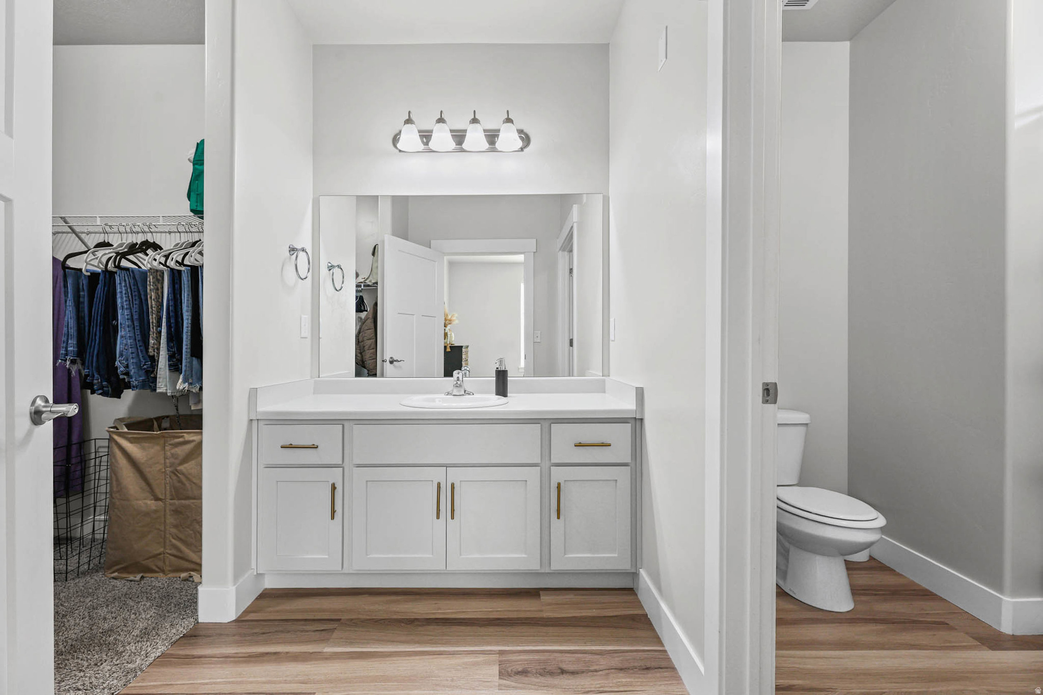 THE EXCHANGE - Residential