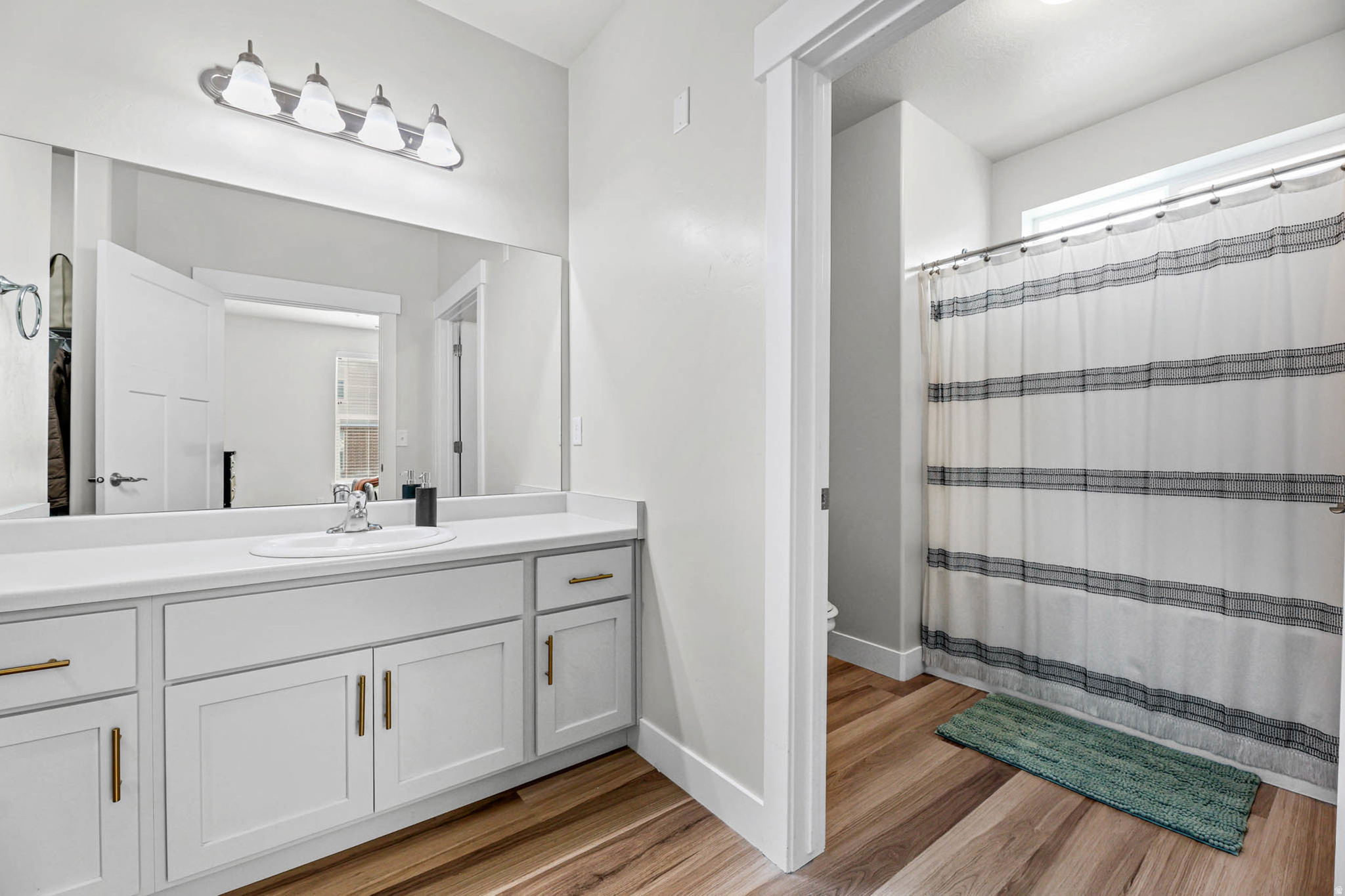 THE EXCHANGE - Residential