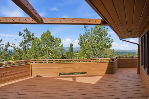 Tiny photo for 2352 S LAKELINE DR, Salt Lake City, UT 84109 (MLS # 2164785)