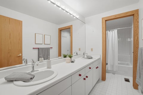 Tiny photo for 2352 S LAKELINE DR, Salt Lake City, UT 84109 (MLS # 2164785)