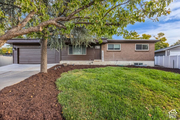 4633 S TINA WAY, SALT LAKE CITY, UT 84107 - Image bafee243fa85e3a8c331efcfc8b18fbd/4071318166