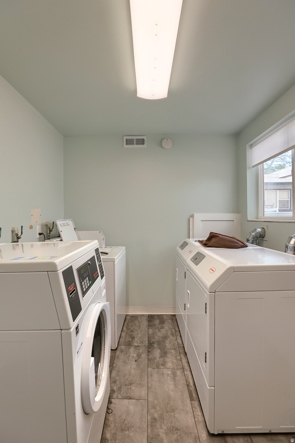 MID-AVENUES CONDOS - Residential