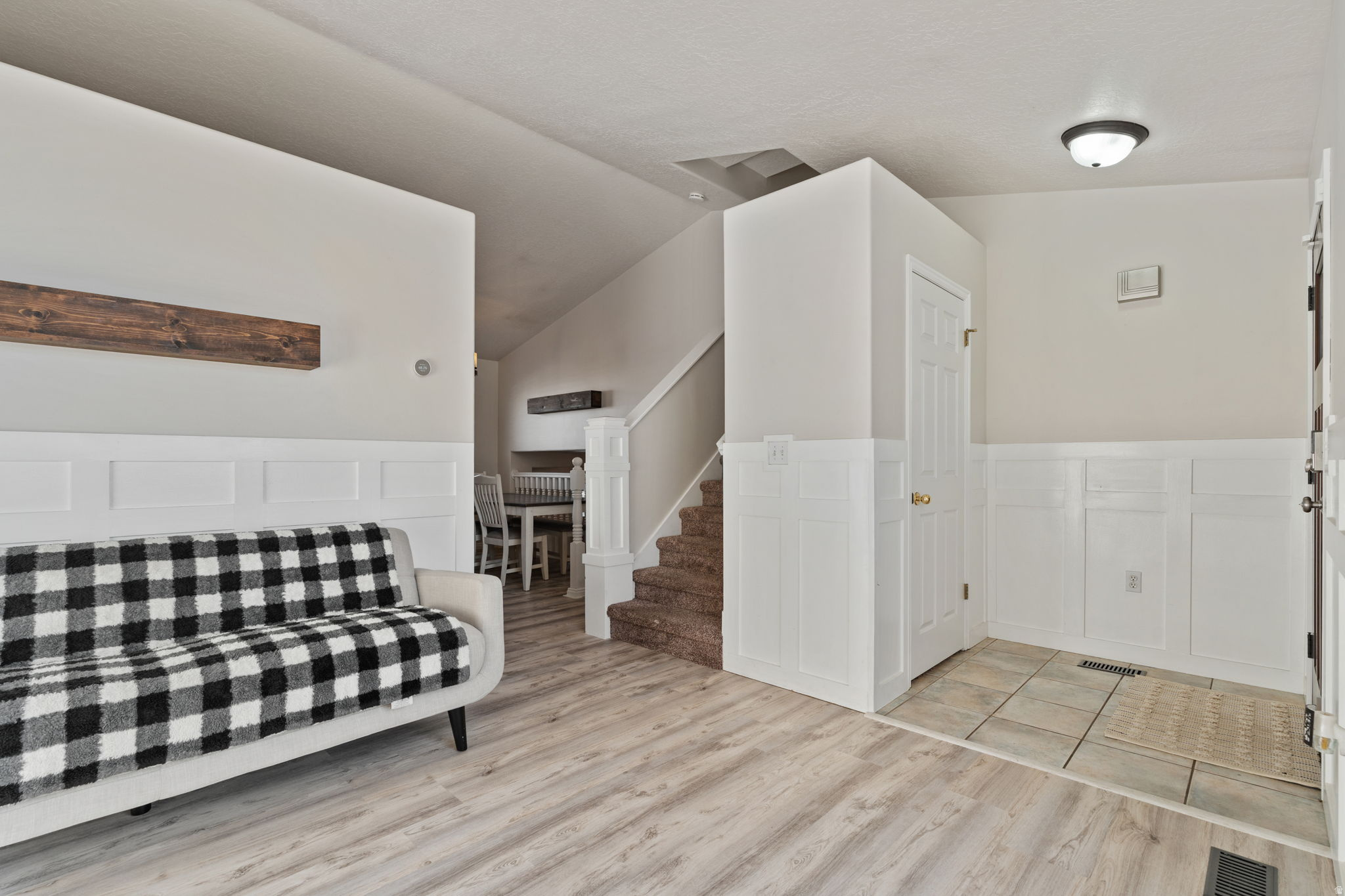 ASPEN MEADOW - Residential