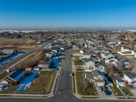 Tiny photo for 116 E 1150 N, Harrisville, UT 84404 (MLS # 2131760)