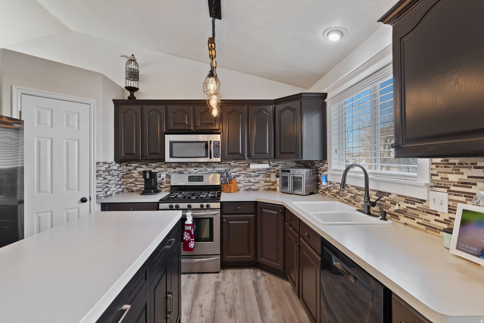 ASPEN MEADOW - Residential