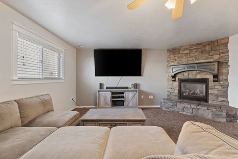 Tiny photo for 116 E 1150 N, Harrisville, UT 84404 (MLS # 2131760)