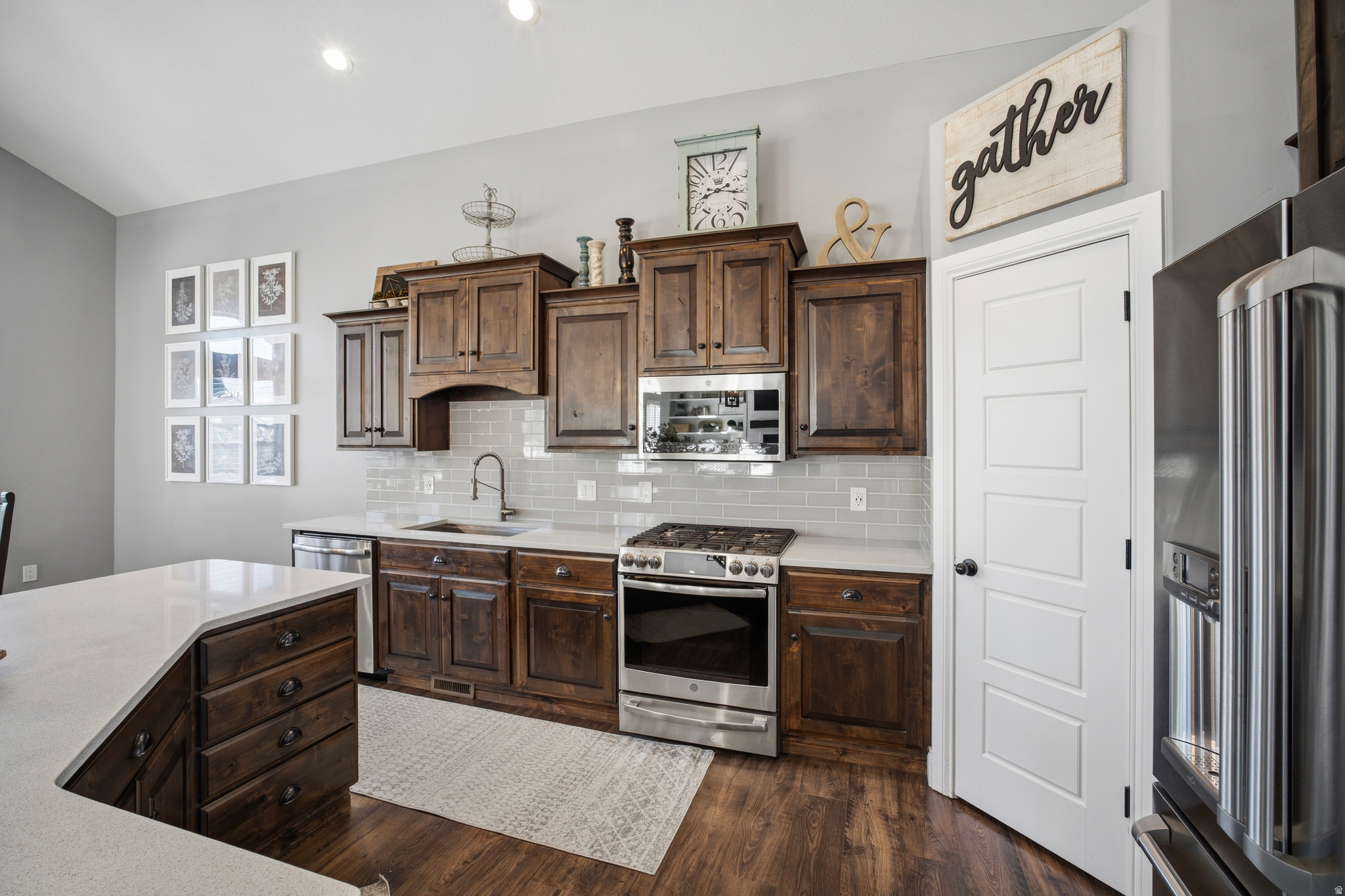 OLD FARM AT KAYSCREEK - Residential