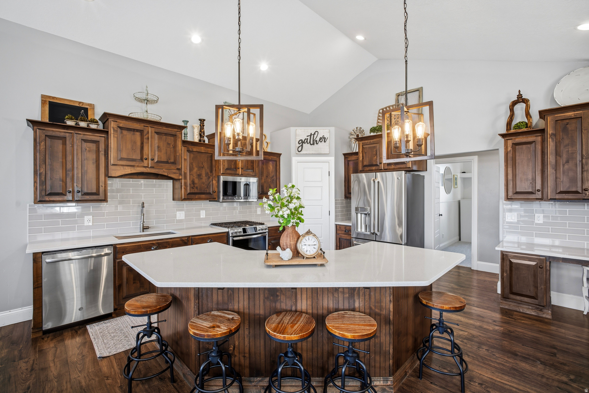 OLD FARM AT KAYSCREEK - Residential