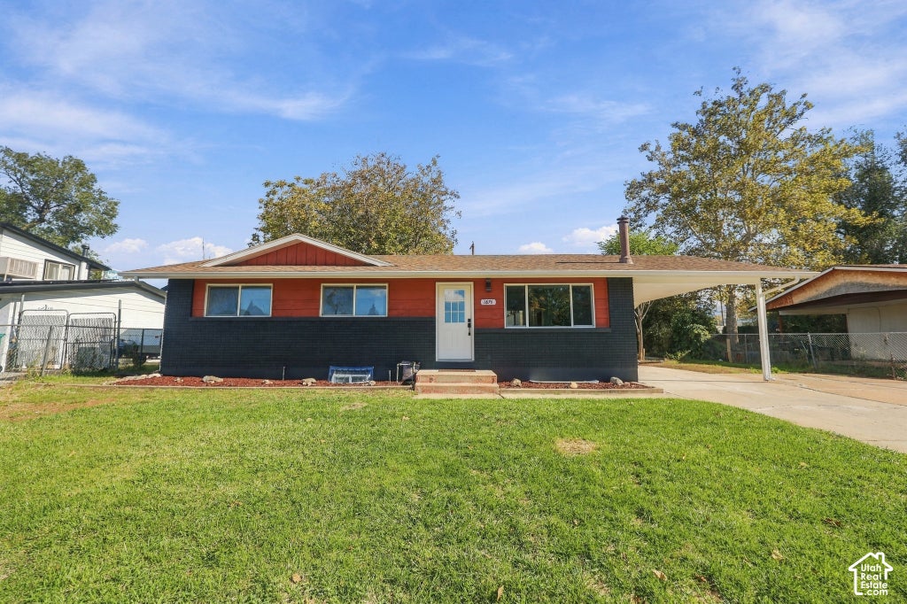 Photo of 1874 N MATTHEW DR W, Layton, UT 84041 (MLS # 2193183)