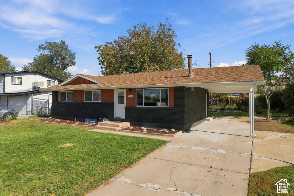 Photo of 1874 N MATTHEW DR W, Layton, UT 84041 (MLS # 2193183)