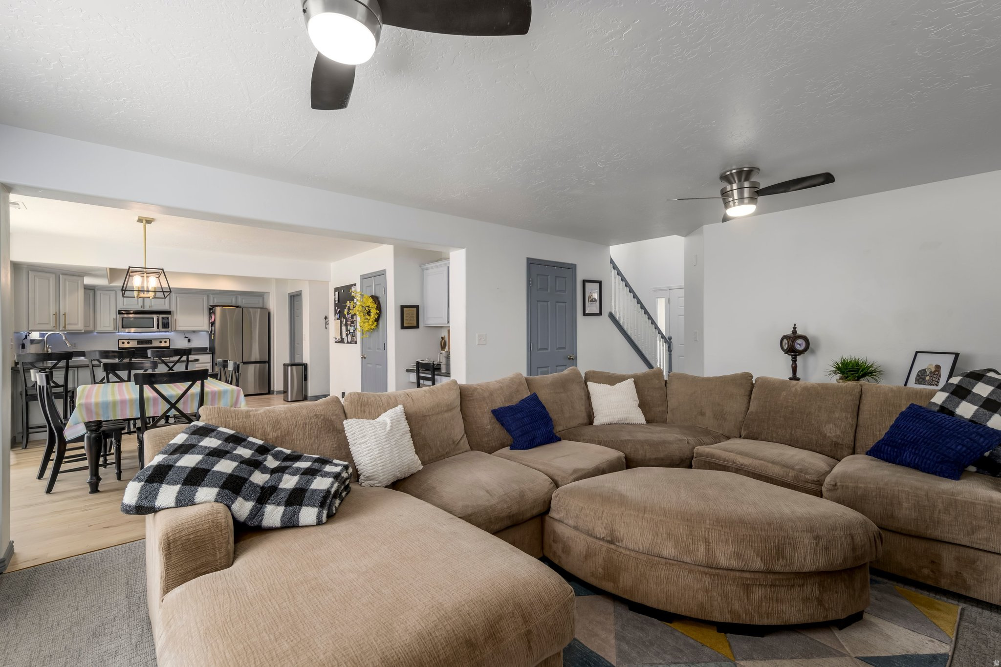 SPRING CREEK RANCH - Residential