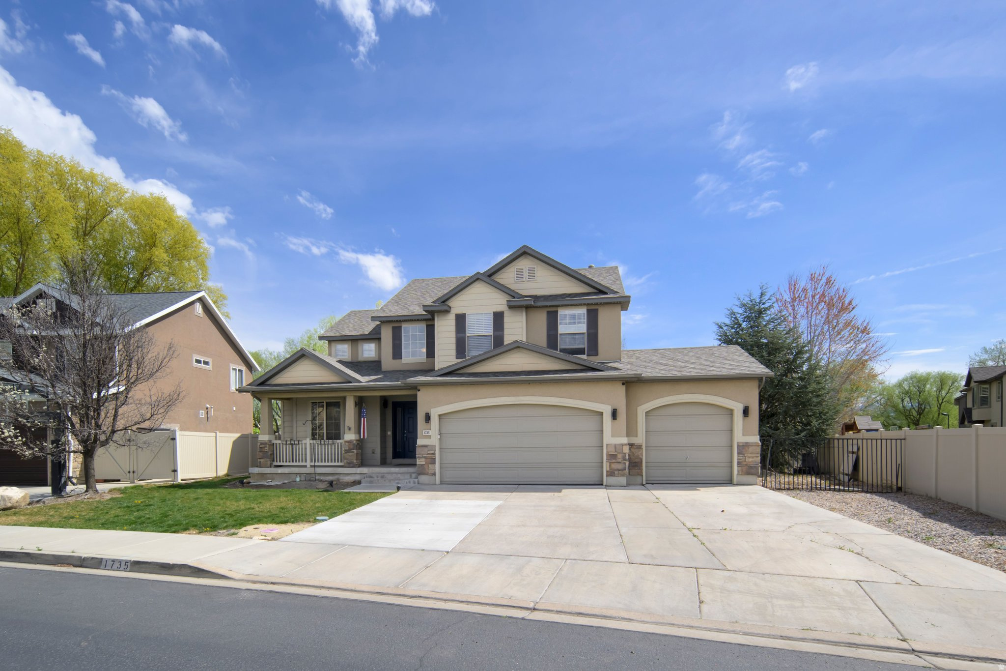 SPRING CREEK RANCH - Residential