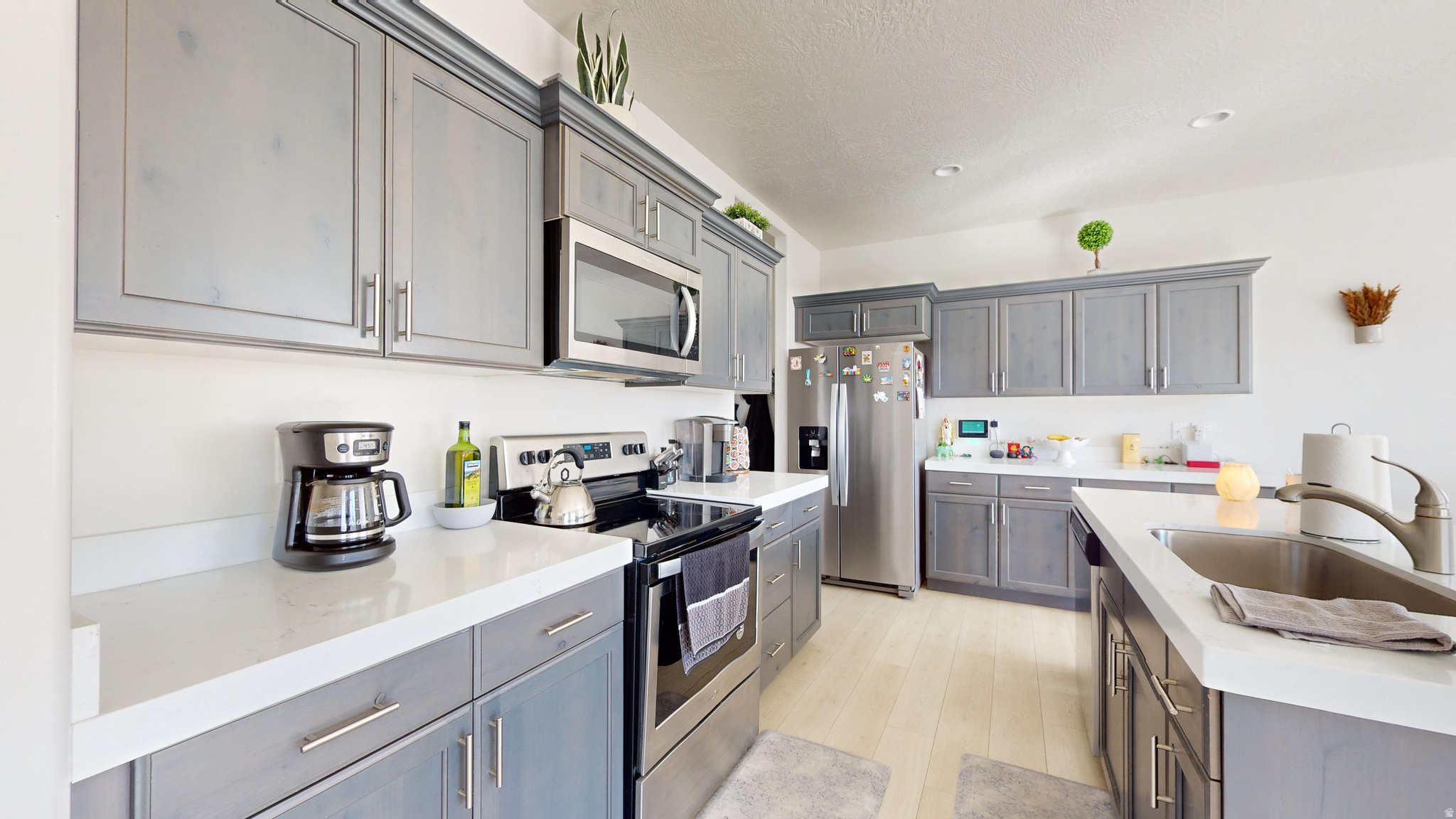 BRIDGEPORT AT WATERS EDGE - Residential