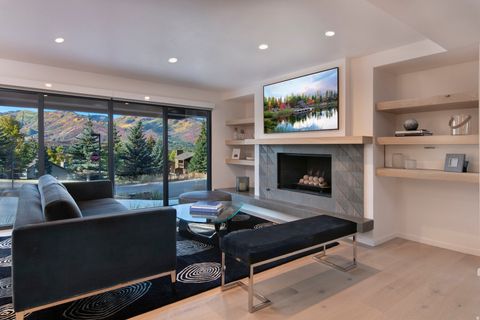 Tiny photo for 2559 LUPINE LN, Park City, UT 84060 (MLS # 2129874)