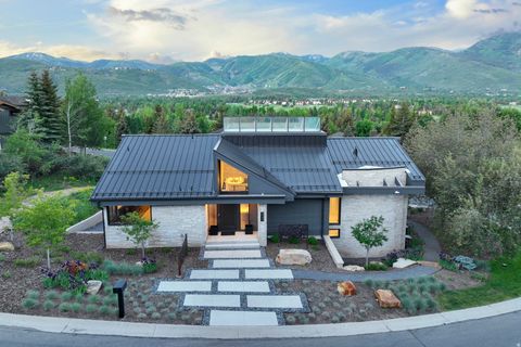 Tiny photo for 2559 LUPINE LN, Park City, UT 84060 (MLS # 2129874)