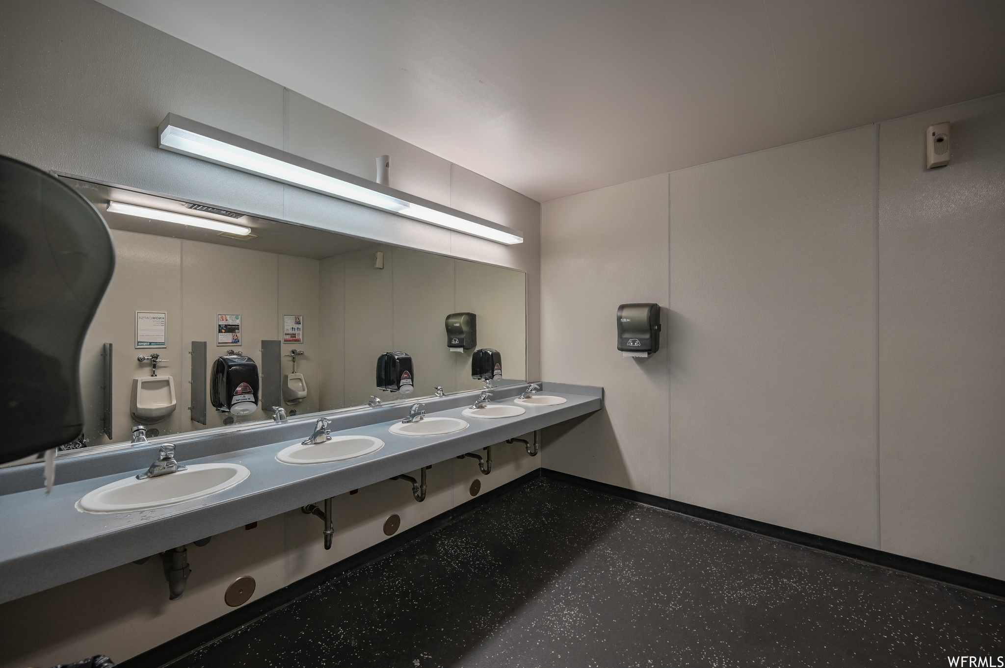 PIONEER PLAZA COMMER - Commercial Sale