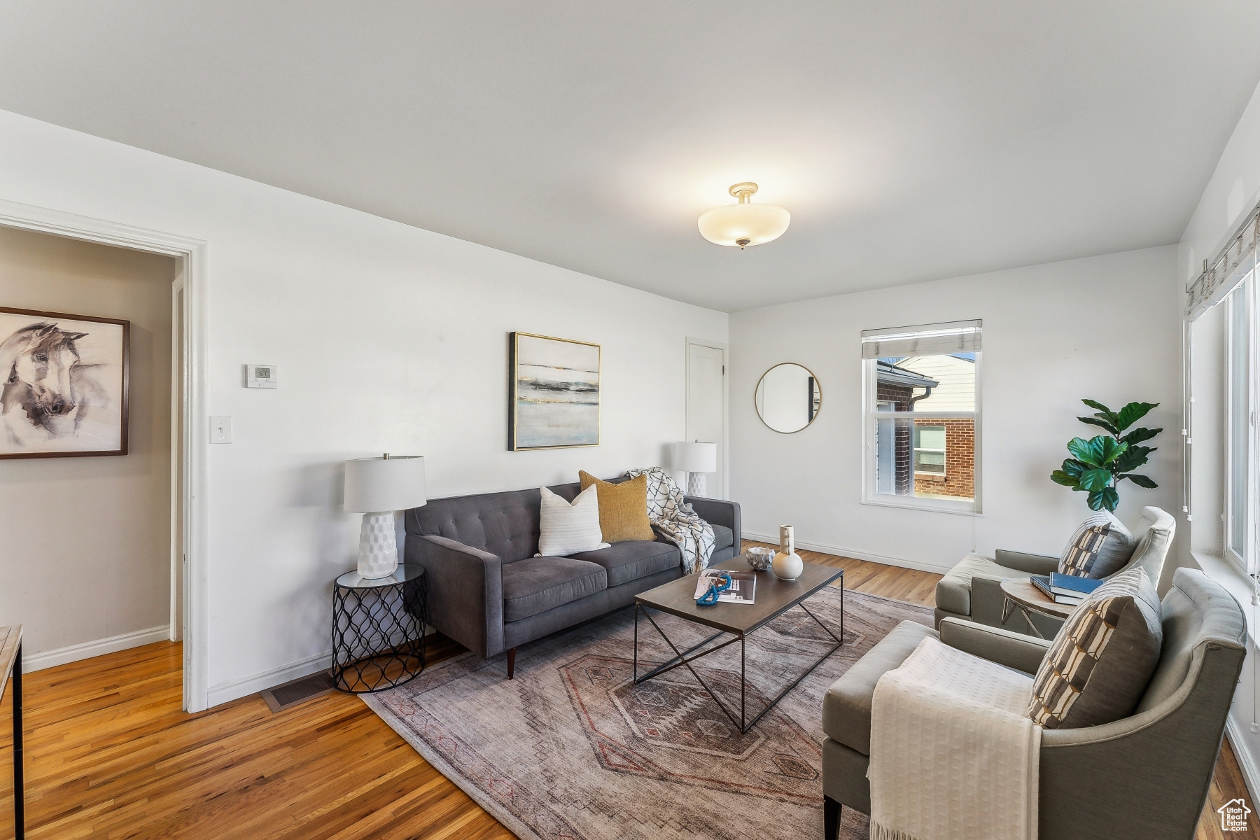 Murray, Utah 84107, United States, 4 Bedrooms Bedrooms, ,2 BathroomsBathrooms,Residential,Pending,17807