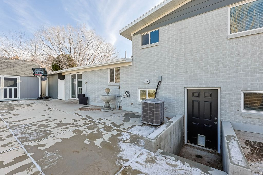 BLDG ASS'N SUB - Residential