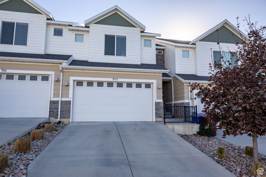 Beautiful, up-to-date townhome, with 2 car garage, in beautiful development.  This Bluffdale location offers easy access to Salt Lake County and Utah County.  Home has 4 bedrooms and 3 bathrooms.  Fenced patio area and easy access to large grassy space. Additional amenities available.