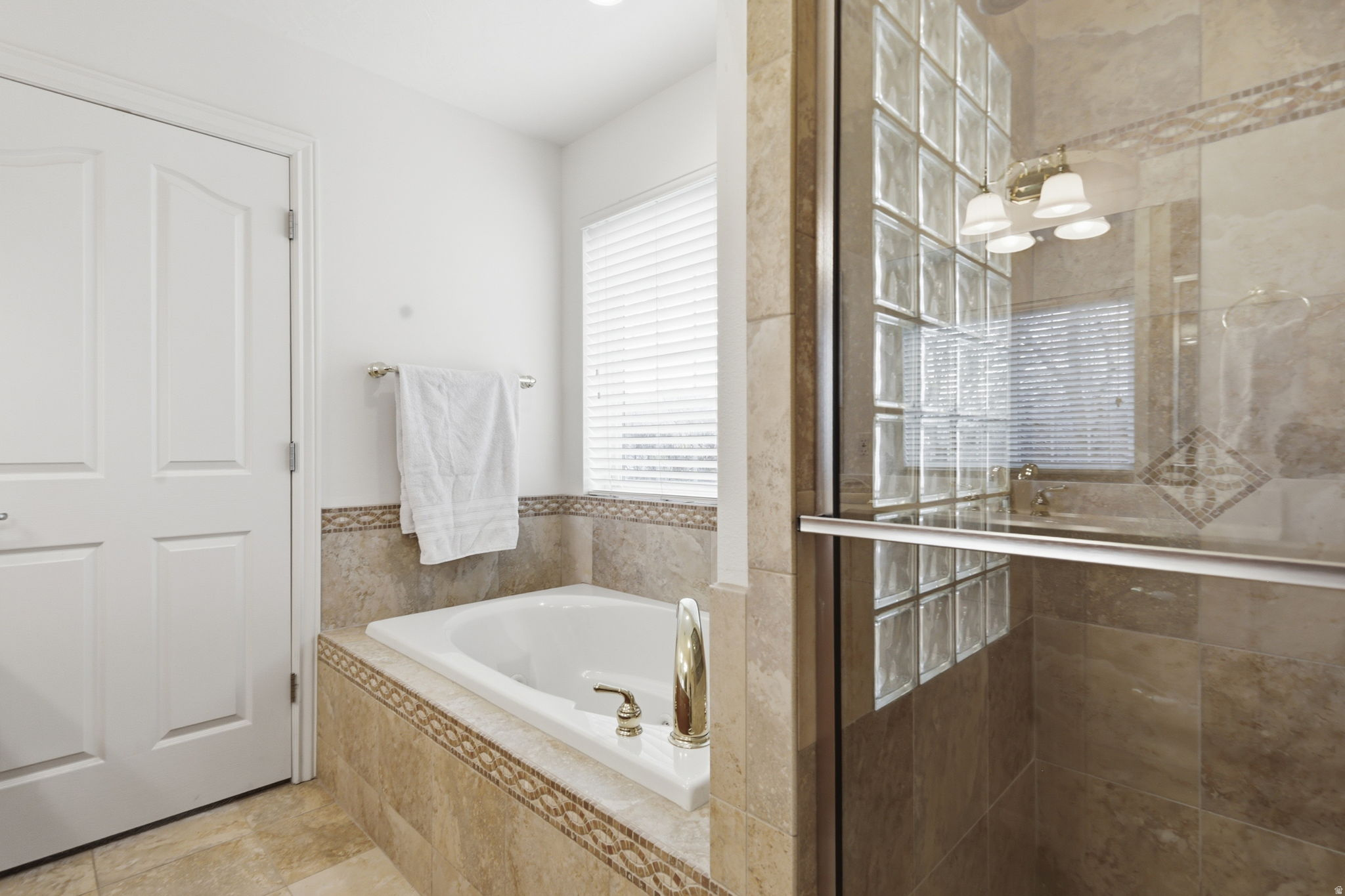 BONNIE NIELSENS 3RD MINOR SUBDIVISION - Residential