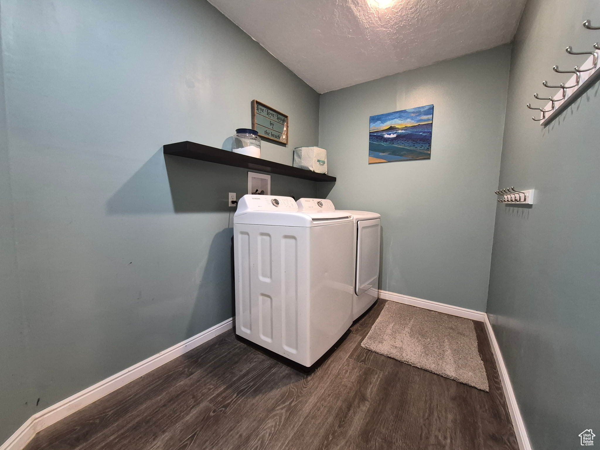 CAPTAINS ISLAND SUB - Residential