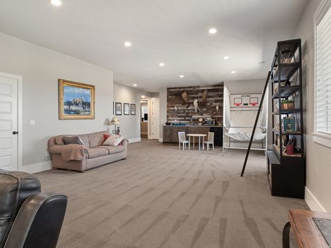 Tiny photo for 641 W 500 S, Midway, UT 84049 (MLS # 2169662)