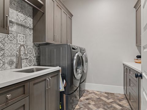 Tiny photo for 641 W 500 S, Midway, UT 84049 (MLS # 2169662)